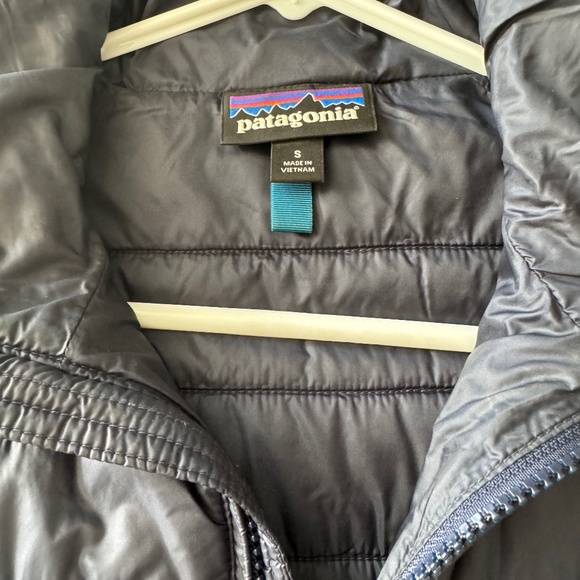 Patagonia lightweight jacket - Picture 1 of 2